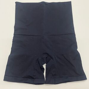 Belly Bandit "Mother Tucker" high rise support bike shorts size Medium